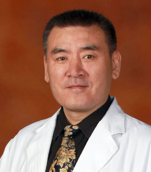 何晋龙