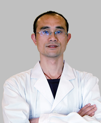 黄志雄